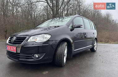 Минивэн Volkswagen Touran 2008 в Нежине