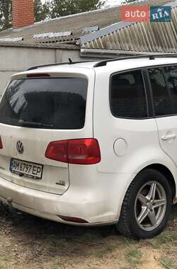 Мінівен Volkswagen Touran 2011 в Києві