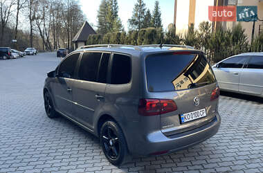 Мінівен Volkswagen Touran 2013 в Сваляві