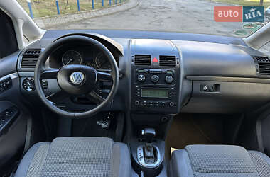 Минивэн Volkswagen Touran 2003 в Черновцах