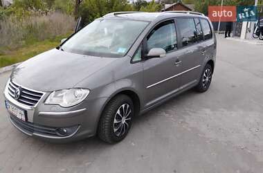 Мінівен Volkswagen Touran 2007 в Ірпені