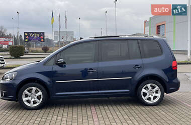 Минивэн Volkswagen Touran 2010 в Виноградове