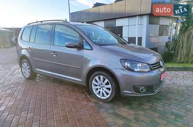 Мінівен Volkswagen Touran 2010 в Сарнах