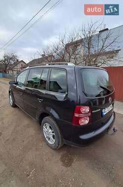 Минивэн Volkswagen Touran 2004 в Луцке