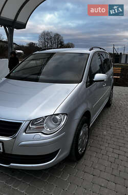 Мінівен Volkswagen Touran 2007 в Тернополі