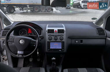 Мінівен Volkswagen Touran 2007 в Тернополі