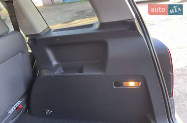 Мінівен Volkswagen Touran 2010 в 