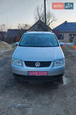 Мінівен Volkswagen Touran 2004 в Луцьку