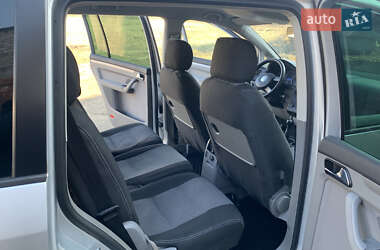 Мінівен Volkswagen Touran 2003 в 