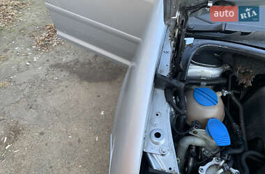 Мінівен Volkswagen Touran 2003 в 