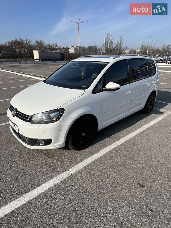 Volkswagen Touran 2011 Volkswagen Touran 2011