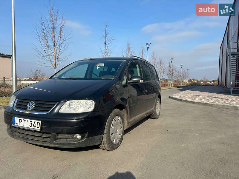 Минивэн Volkswagen Touran 2005 в Днепре