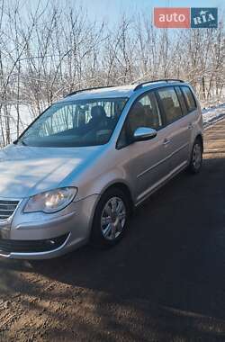 Минивэн Volkswagen Touran 2010 в 