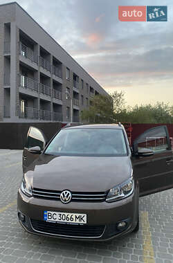 Минивэн Volkswagen Touran 2012 в Львове