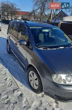 Минивэн Volkswagen Touran 2005 в Луцке