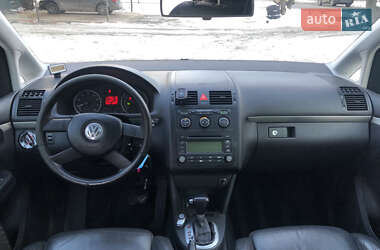 Мінівен Volkswagen Touran 2004 в Харкові