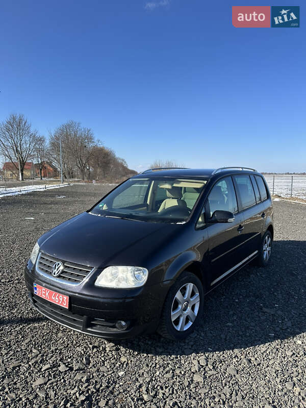 Мінівен Volkswagen Touran 2005 в 