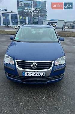 Минивэн Volkswagen Touran 2007 в Прилуках