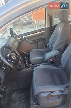 Минивэн Volkswagen Touran 2005 в 