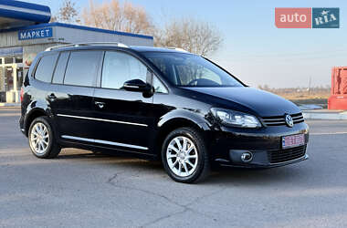 Мінівен Volkswagen Touran 2011 в Володимирі