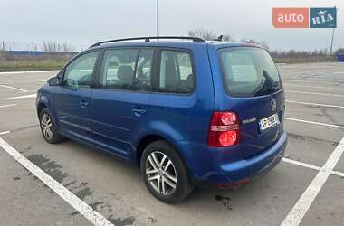 Мінівен Volkswagen Touran 2008 в Запоріжжі