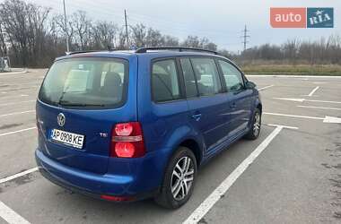 Мінівен Volkswagen Touran 2008 в Запоріжжі