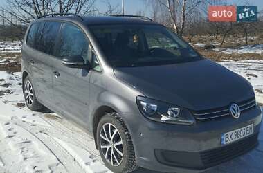 Минивэн Volkswagen Touran 2011 в Виньковцах