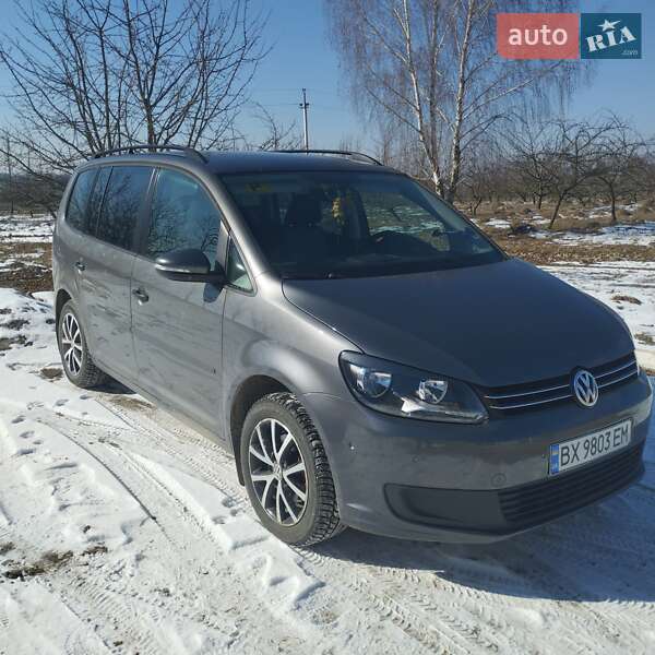 Мінівен Volkswagen Touran 2011 в Віньківцях