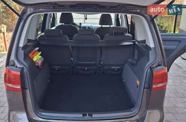 Мінівен Volkswagen Touran 2011 в 