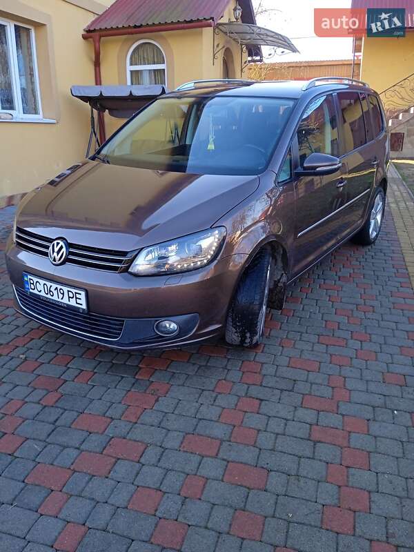 Volkswagen Touran 2012