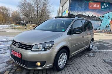 Мінівен Volkswagen Touran 2012 в Луцьку