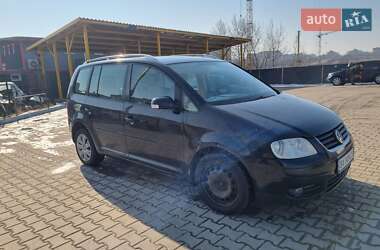 Мінівен Volkswagen Touran 2004 в Хмельницькому