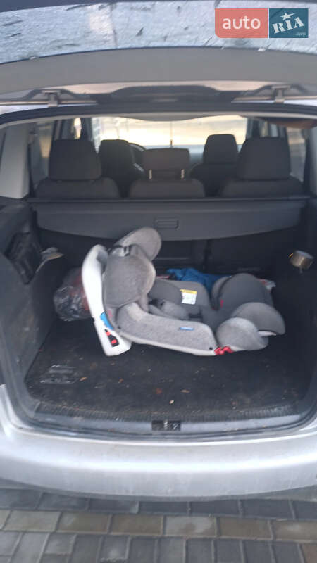 Volkswagen Touran 2006