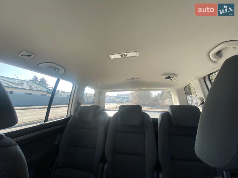 Мінівен Volkswagen Touran 2013 в Львові