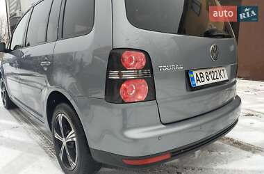 Мінівен Volkswagen Touran 2009 в Вінниці