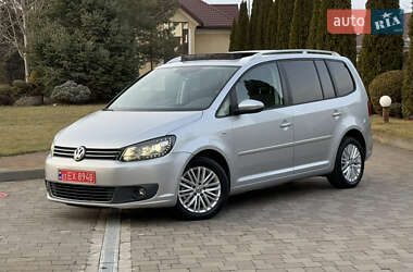 Мінівен Volkswagen Touran 2015 в Сарнах