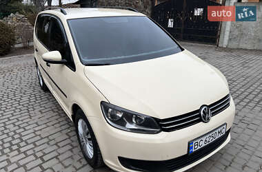 Минивэн Volkswagen Touran 2011 в 