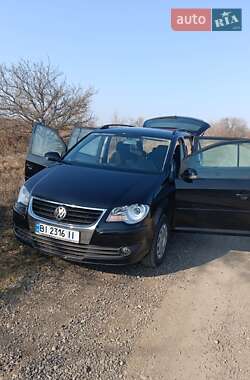 Минивэн Volkswagen Touran 2007 в Полтаве