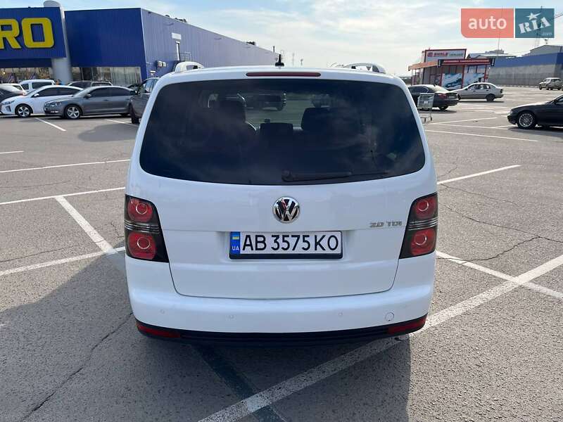 Мінівен Volkswagen Touran 2009 в Вінниці