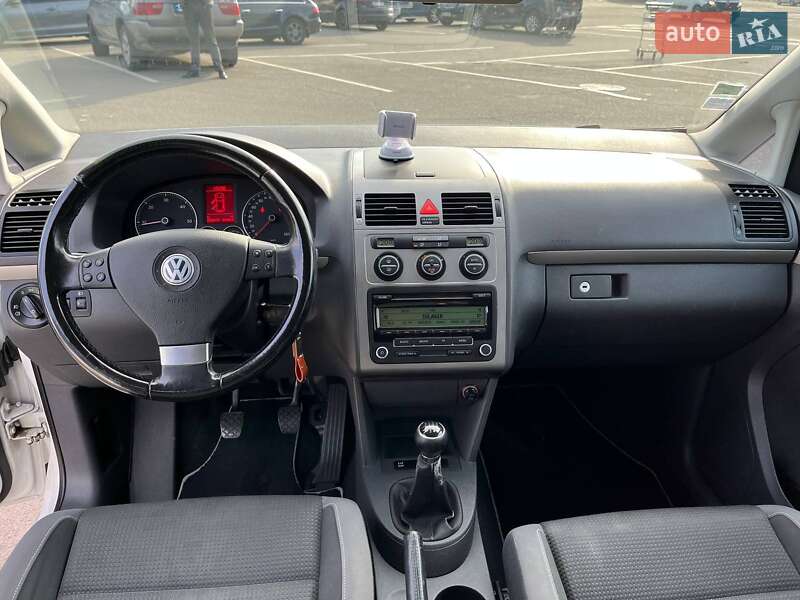 Мінівен Volkswagen Touran 2009 в Вінниці