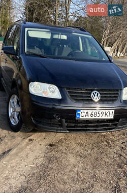 Минивэн Volkswagen Touran 2004 в Христиновке