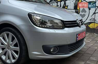 Минивэн Volkswagen Touran 2012 в 