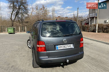 Минивэн Volkswagen Touran 2006 в Житомире