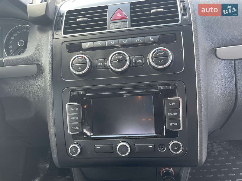 Минивэн Volkswagen Touran 2014 в Тернополе