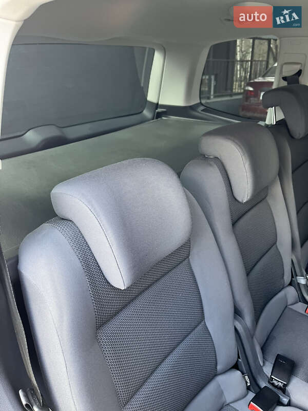 Минивэн Volkswagen Touran 2014 в Тернополе