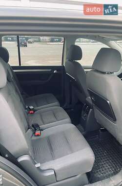 Минивэн Volkswagen Touran 2007 в 