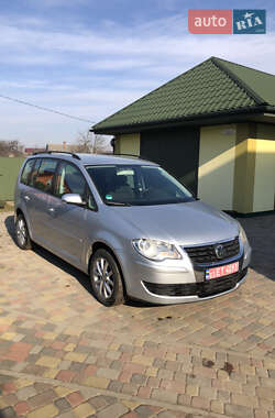 Мінівен Volkswagen Touran 2007 в Сарнах