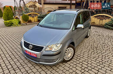 Мінівен Volkswagen Touran 2008 в 