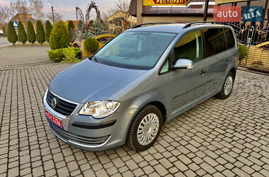 Мінівен Volkswagen Touran 2008 в 