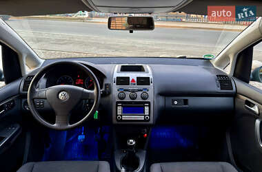 Мінівен Volkswagen Touran 2008 в 